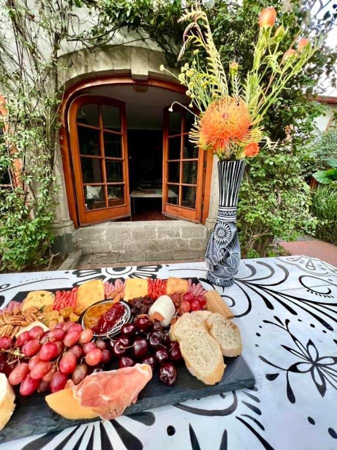 Gallery And Boutique In San Angel Bed & Breakfast *